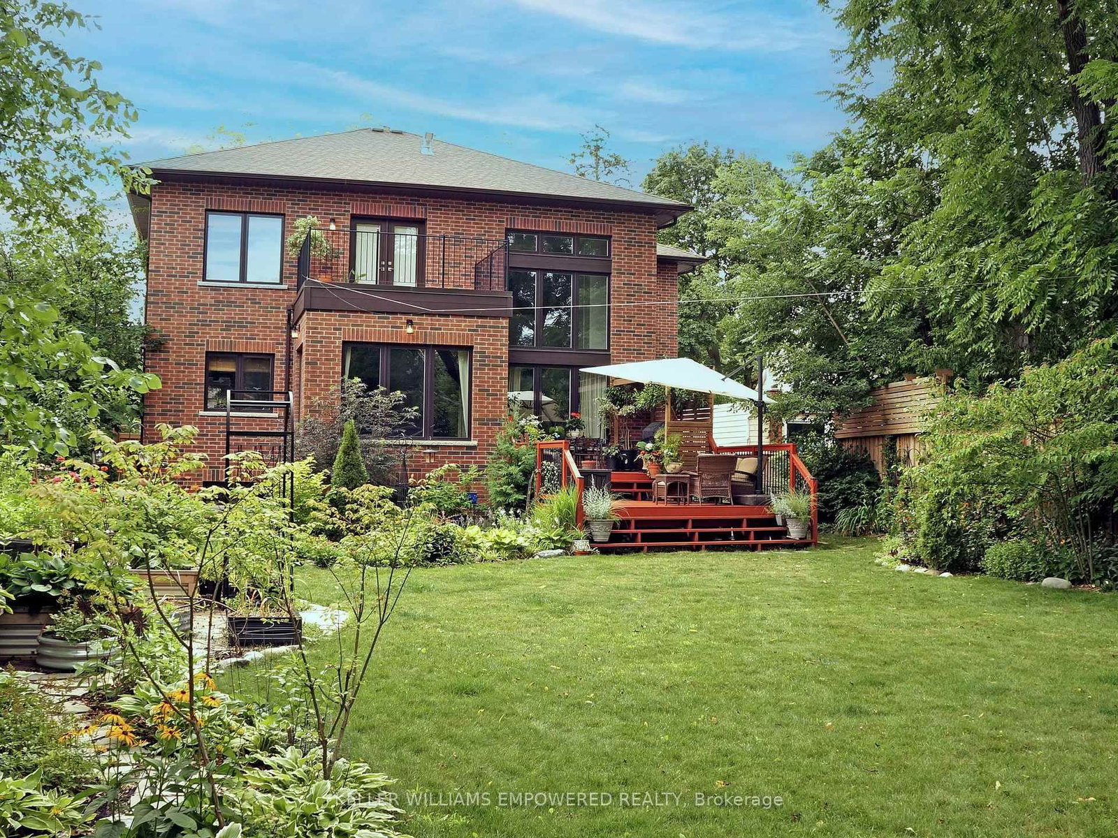 Detached House for sale at 29 Bedford Park Avenue, Richmond Hill, Ontario, L4C 2N9 - Crosby - MLS: N12993118