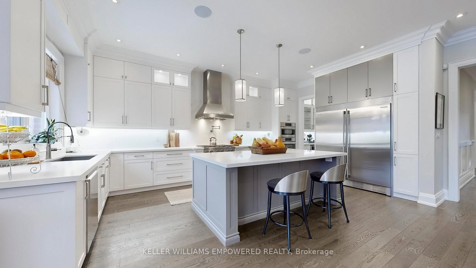 Detached House for sale at 29 Bedford Park Avenue, Richmond Hill, Ontario, L4C 2N9 - Crosby - MLS: N12993118