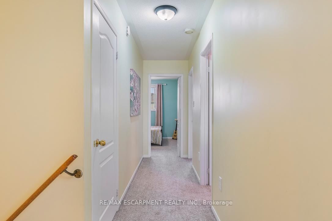 Townhouse for sale at 32 ADMIRAL Crescent, Essa, Ontario, L0M 1B4 - Angus - MLS: N12993194