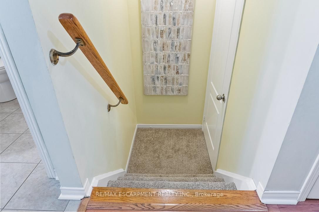 Townhouse for sale at 32 ADMIRAL Crescent, Essa, Ontario, L0M 1B4 - Angus - MLS: N12993194