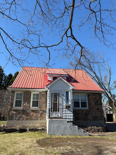 Detached House leased at 2216 Victoria Street, Innisfil, Ontario, L9S 1K5 - Stroud - MLS: N12993350