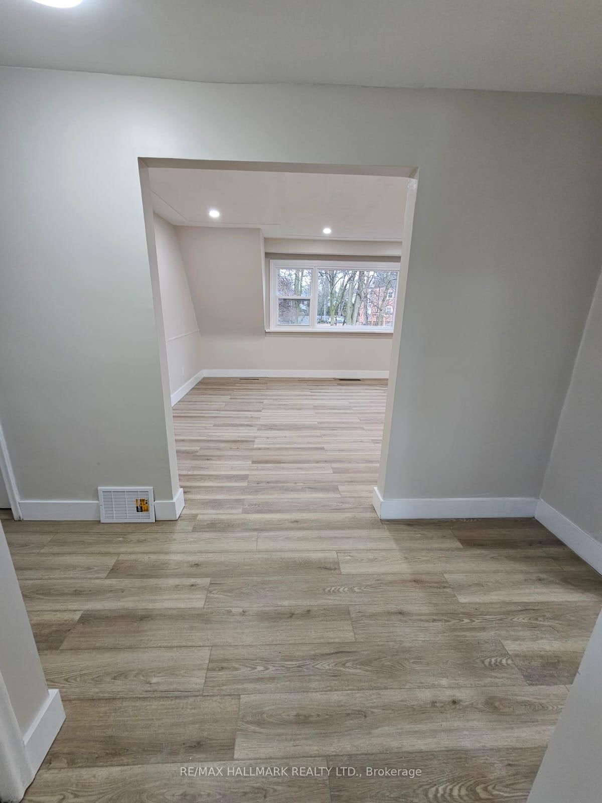 159 Richmond Street, Unit 3 - Photo 12