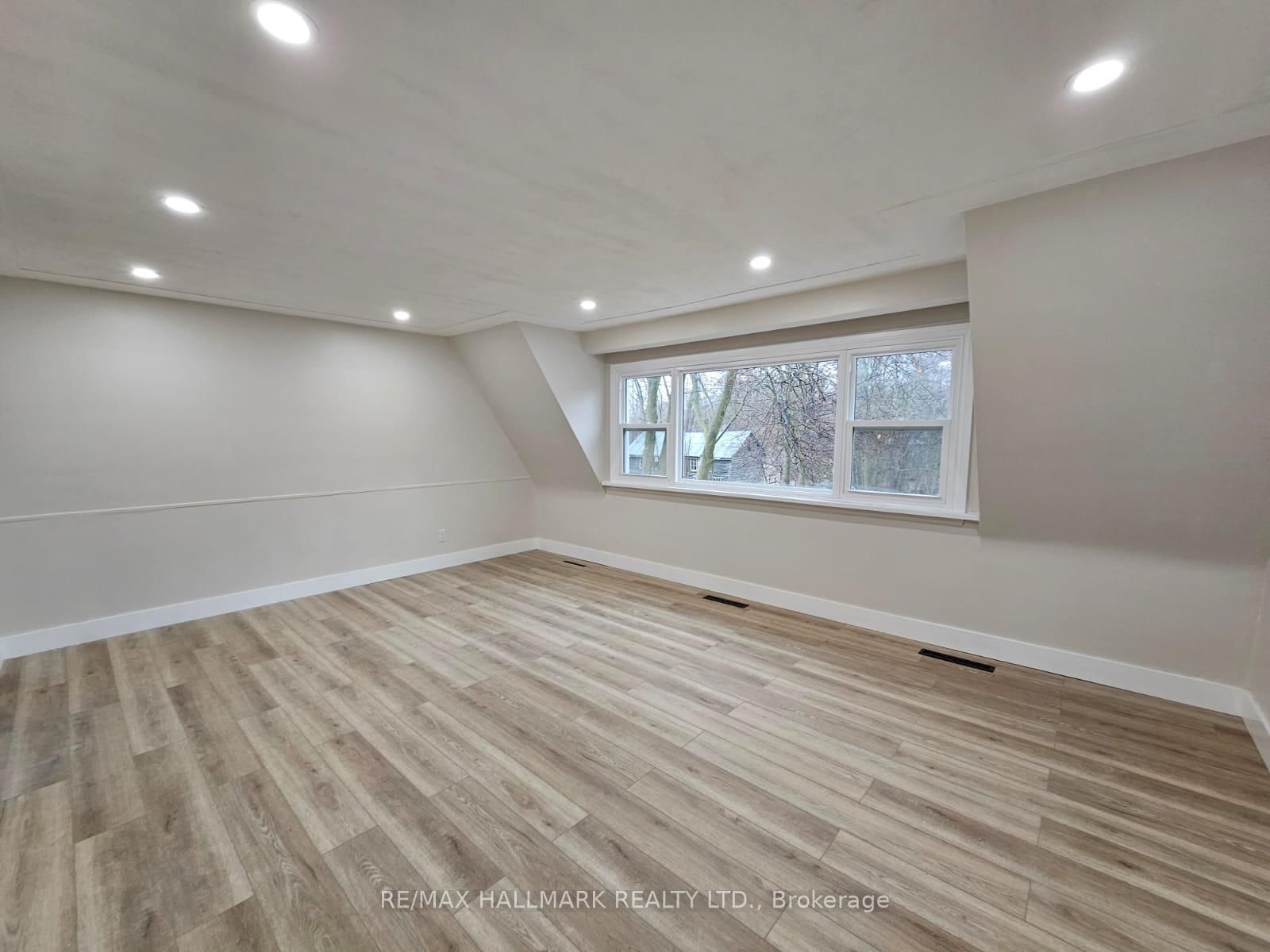 159 Richmond Street, Unit 3 - Photo 3