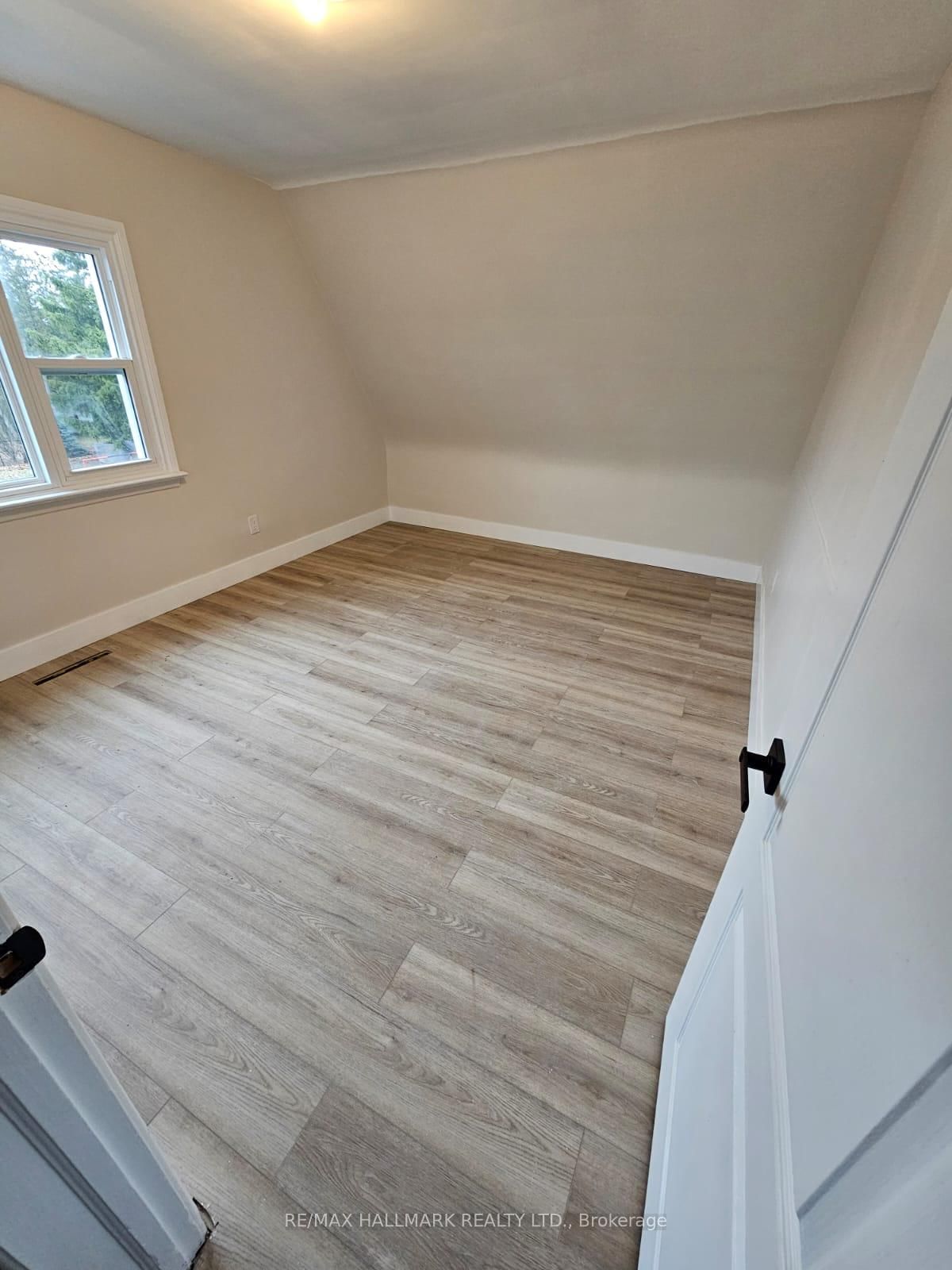 159 Richmond Street, Unit 3 - Photo 9