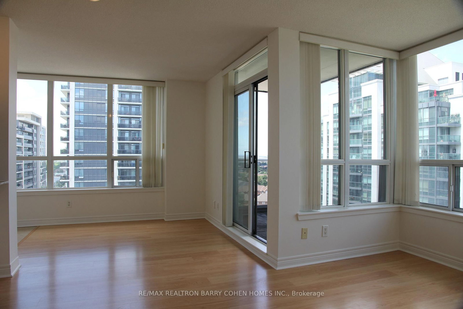 50 Disera Drive, Unit 1212 - Photo 12