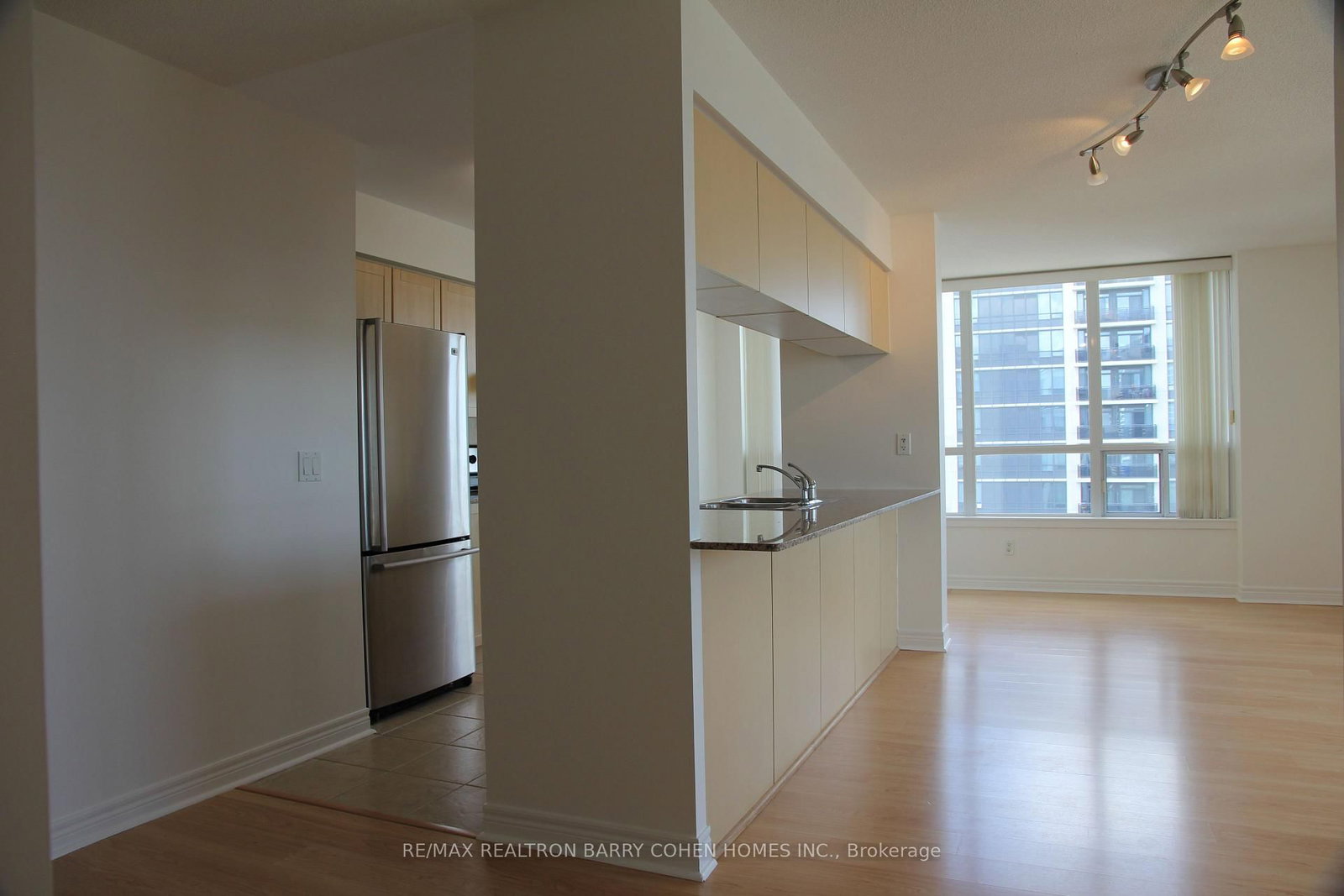 50 Disera Drive, Unit 1212 - Photo 17