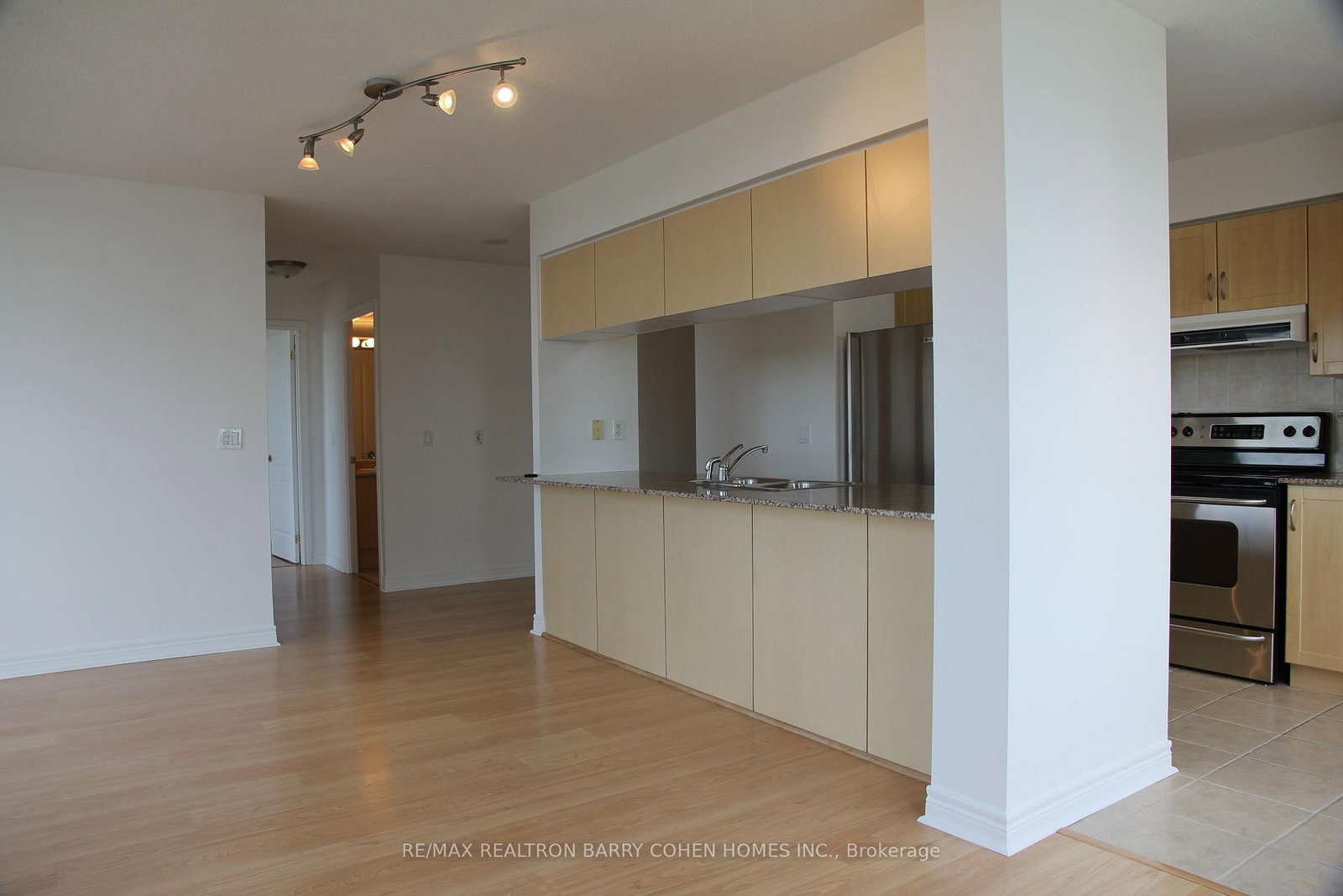 50 Disera Drive, Unit 1212 - Photo 18