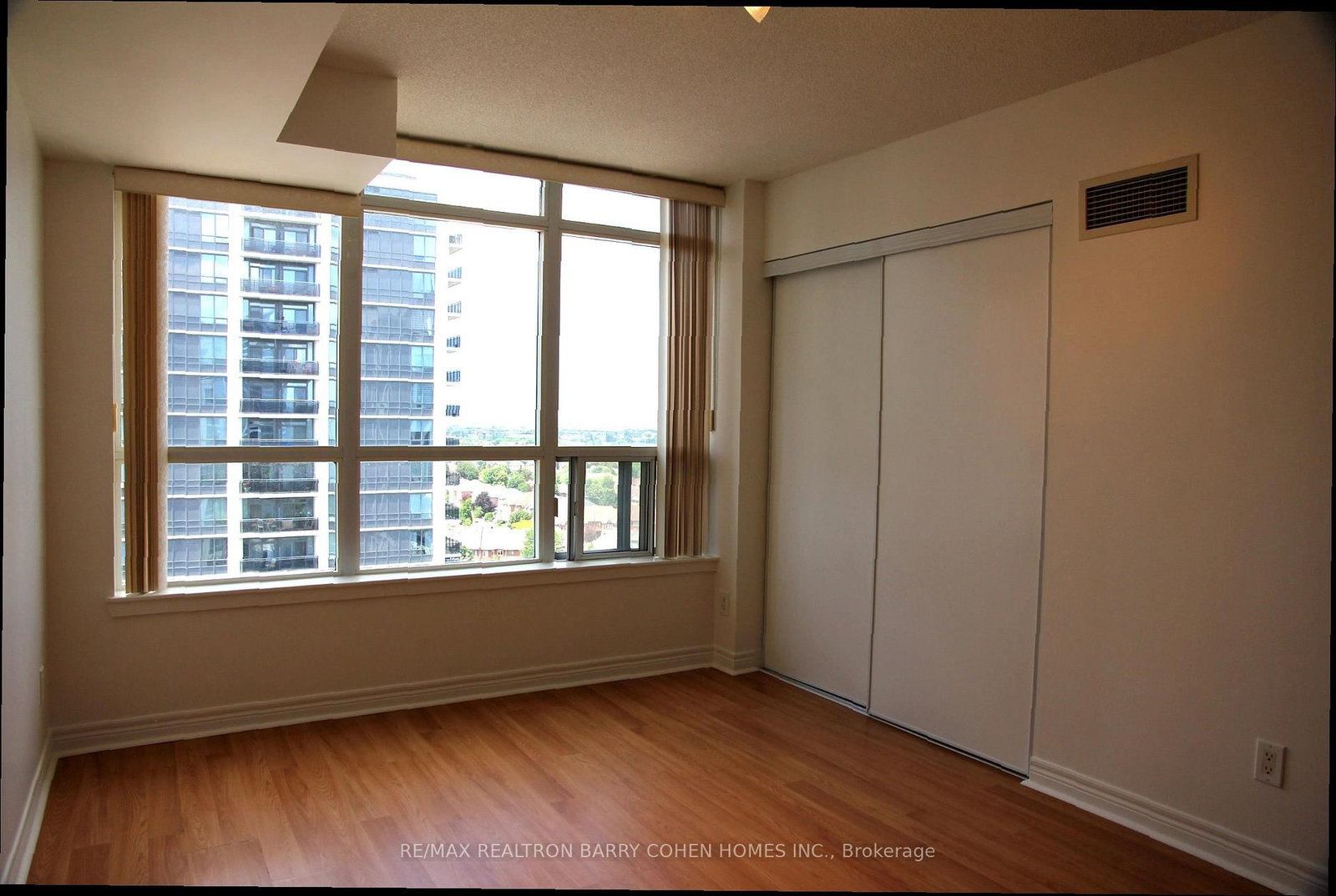 50 Disera Drive, Unit 1212 - Photo 25