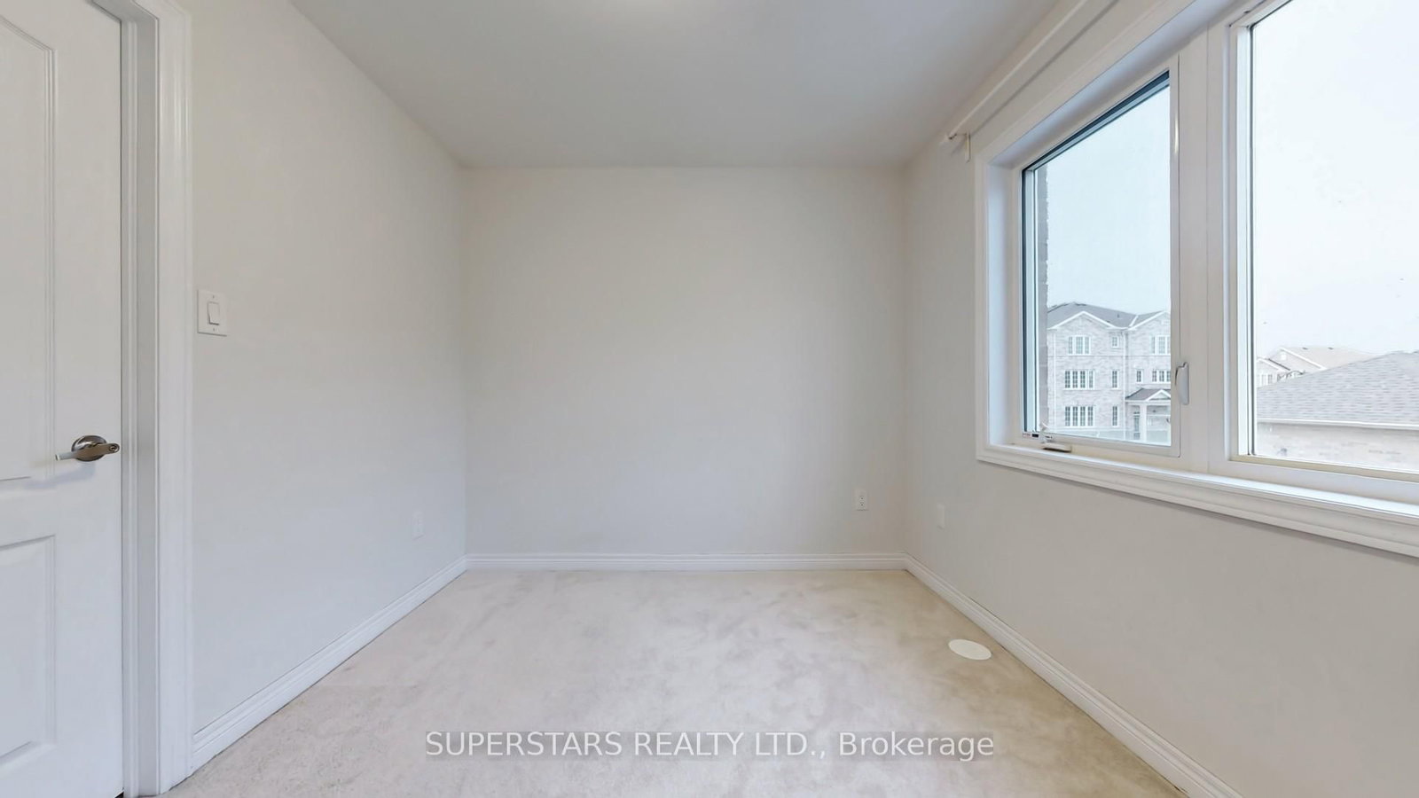 4 Waterleaf Road, Unit Coach - Photo 7