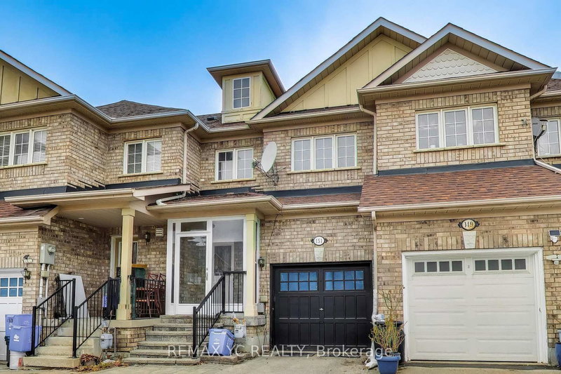 151 Amulet Cres, Richmond Hill, L4S 2T5 | Image 3