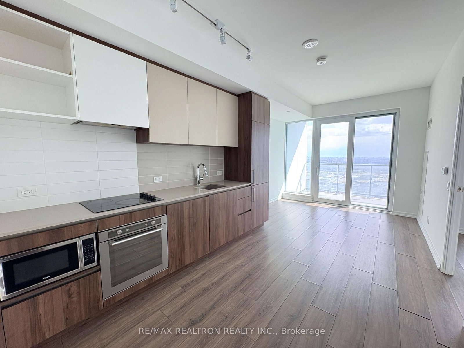 1000 Portage Parkway, Unit 3808 - Photo 4