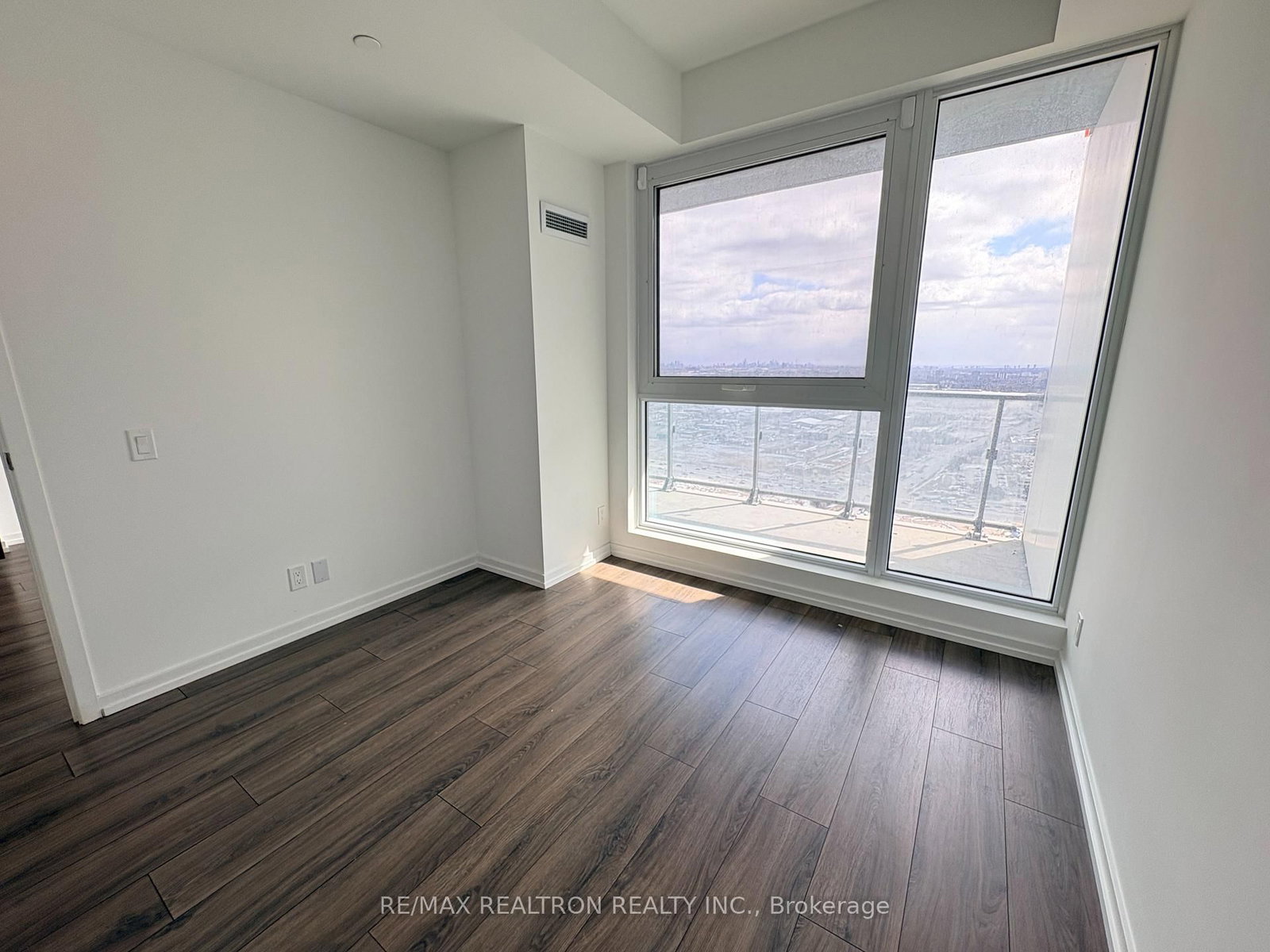 1000 Portage Parkway, Unit 3808 - Photo 8