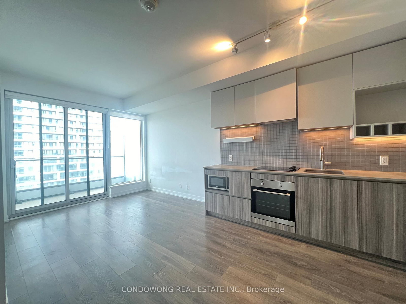 5 Buttermill Avenue, Unit 3101