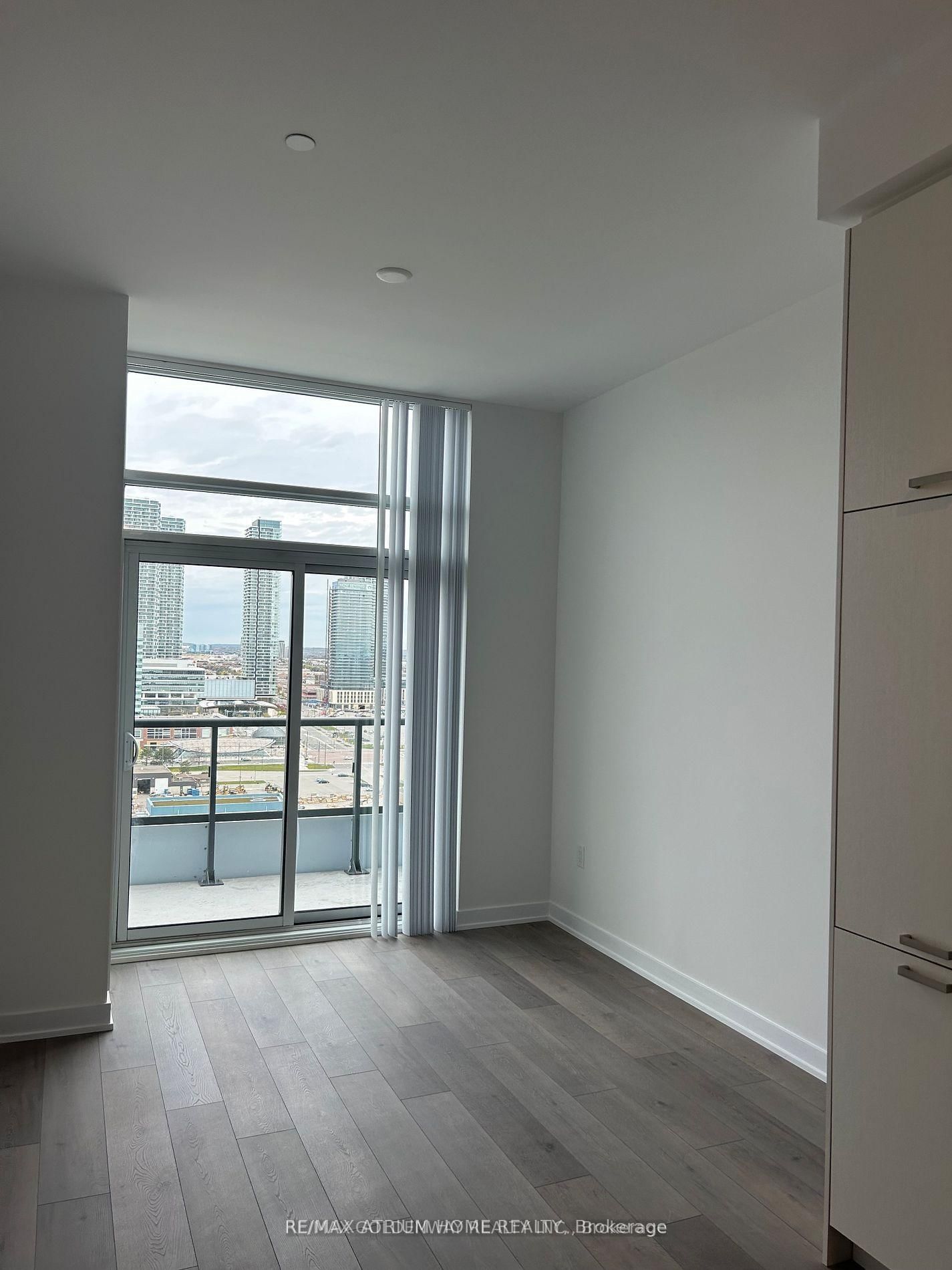 38 Honeycrisp Crescent, Unit 2112 - Photo 17