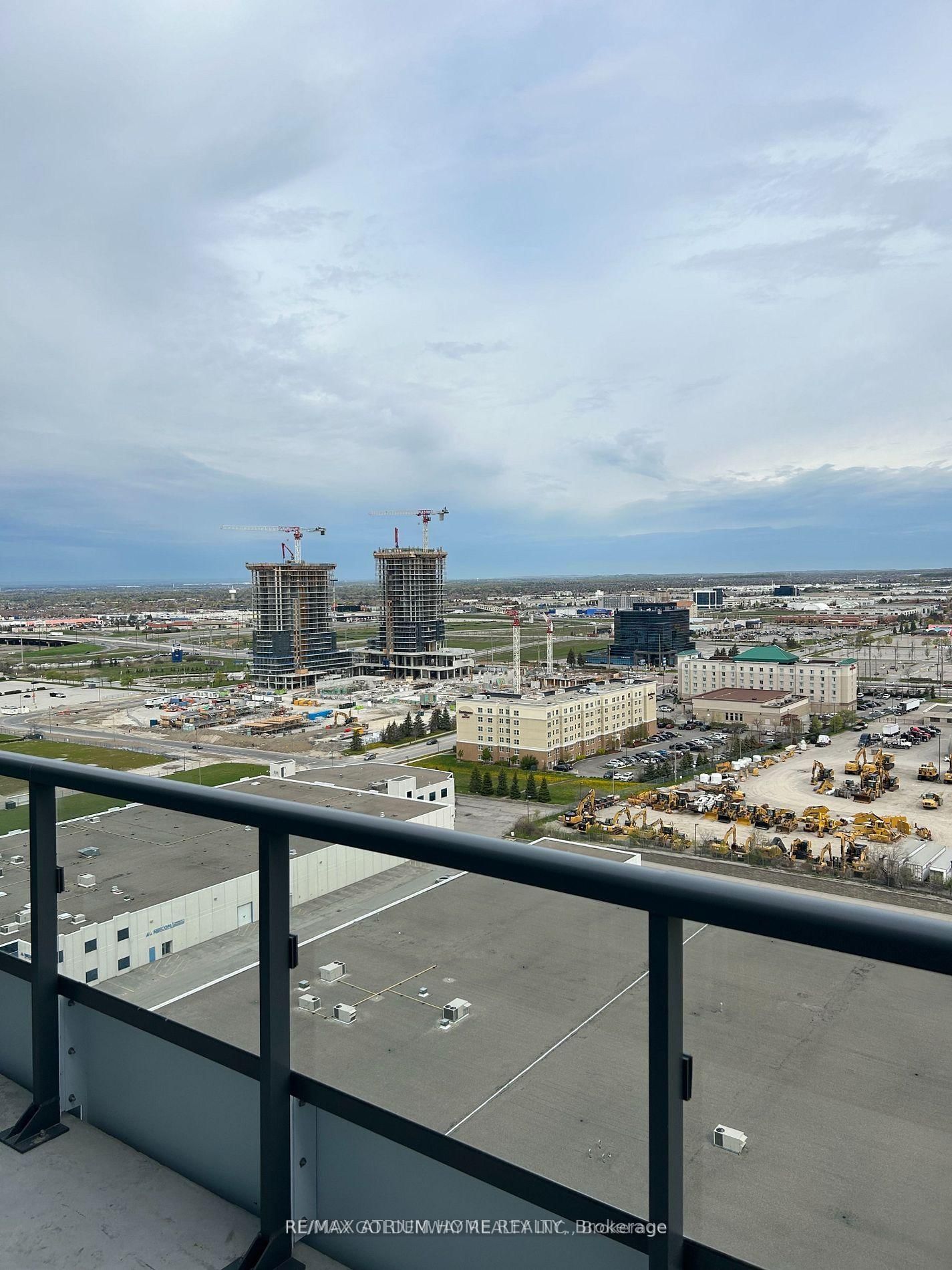 38 Honeycrisp Crescent, Unit 2112 - Photo 23