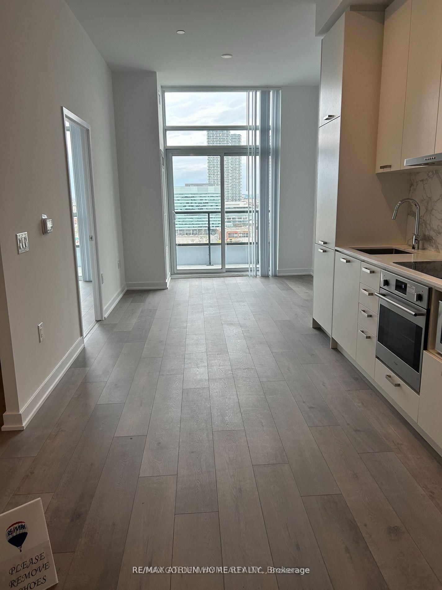 38 Honeycrisp Crescent, Unit 2112 - Photo 4