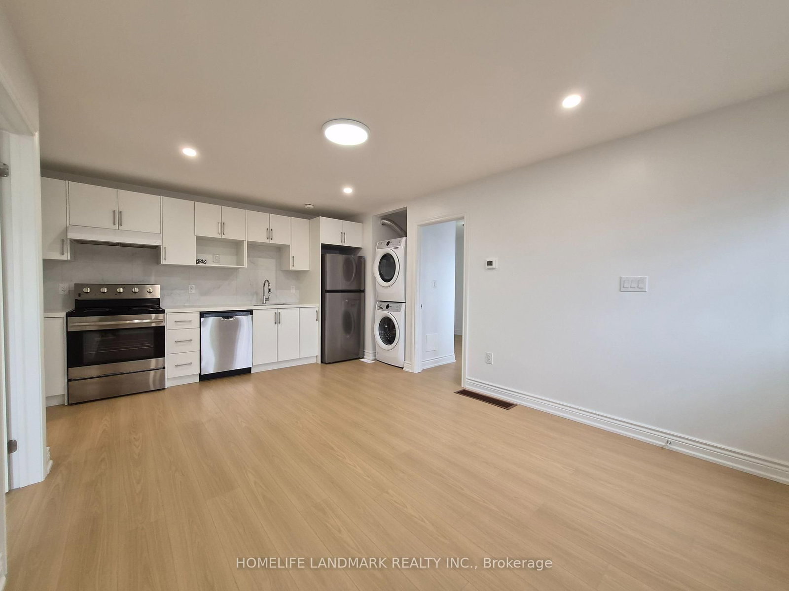 5 Rocking Horse Street, Unit Coach House