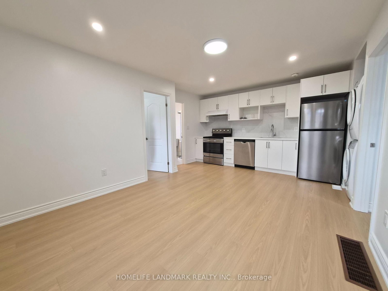 5 Rocking Horse Street, Unit Coach House - Photo 2