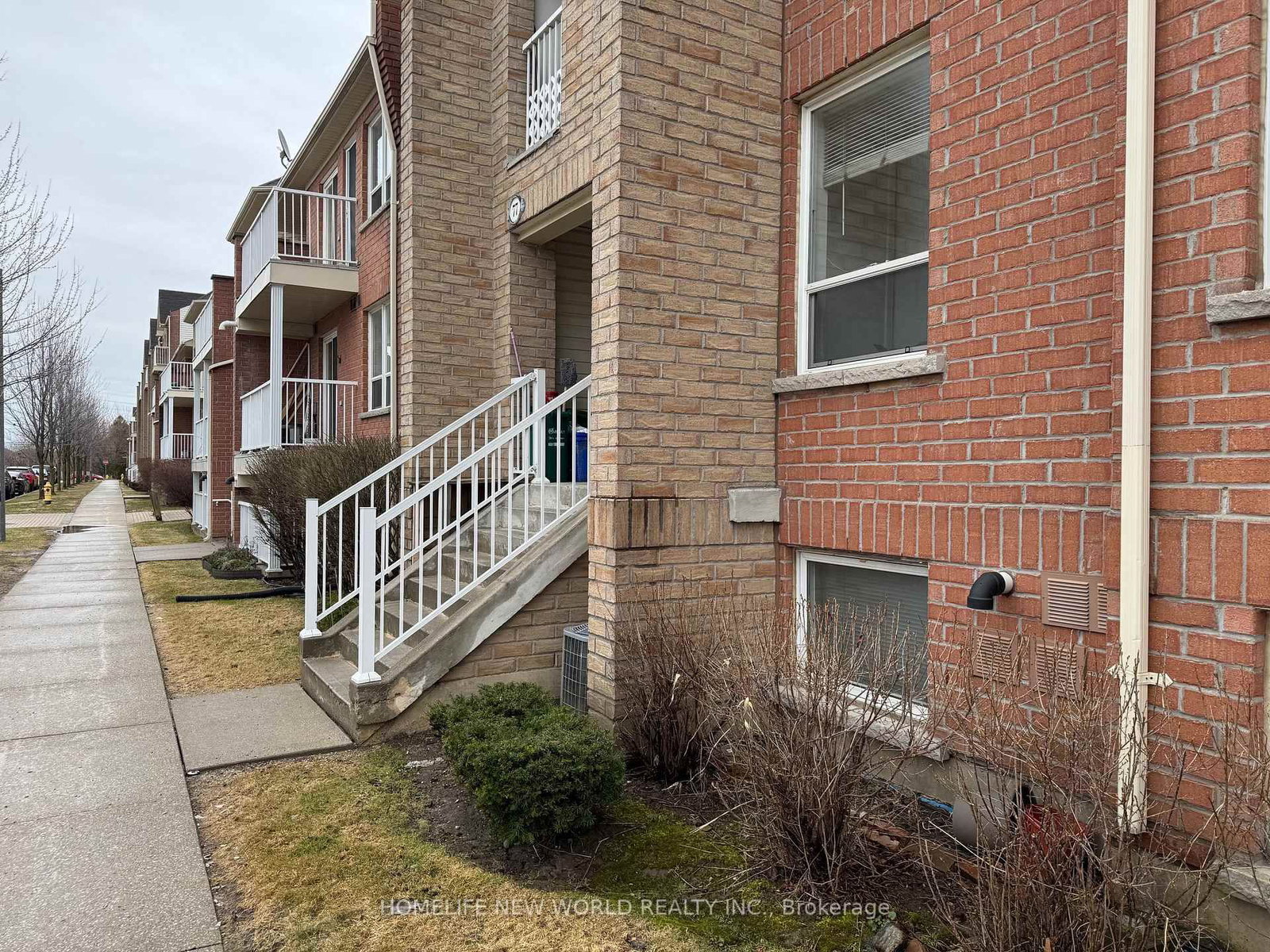 83 Sunrise Drive - Photo 2