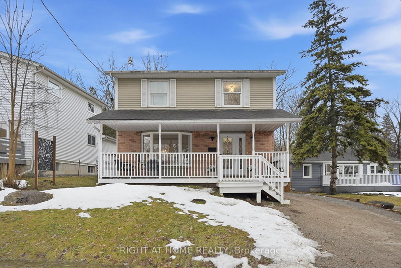home for sale on 259 Glenwoods Avenue