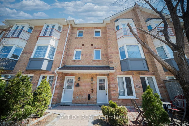 96 - 151 Townsgate Dr, Vaughan, L4J 8J7 | Image 2
