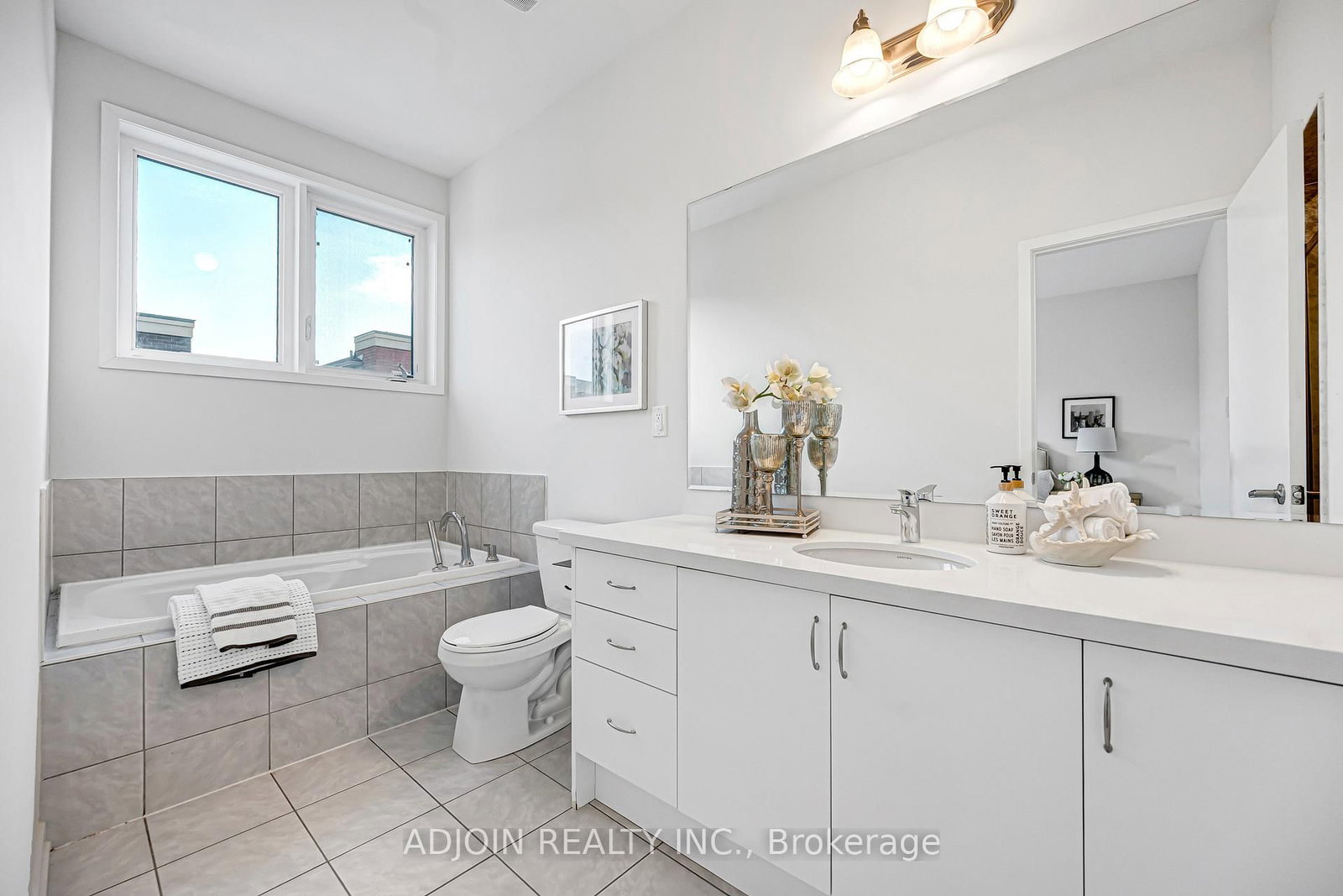 Townhouse for sale at 525 Marc Santi Boulevard, Vaughan, Ontario, L6A 5C5 - Patterson - MLS: N12994088