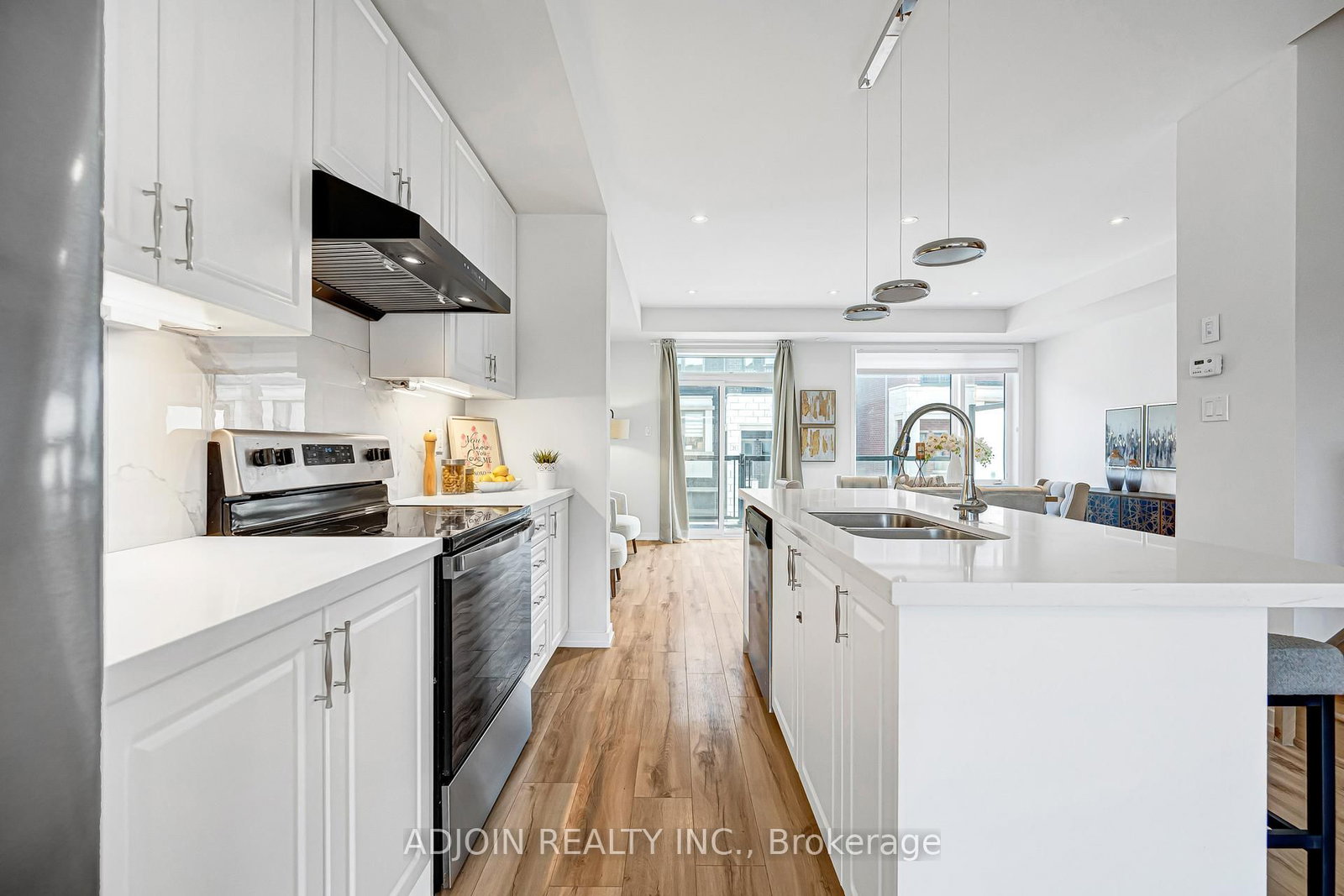 Townhouse for sale at 525 Marc Santi Boulevard, Vaughan, Ontario, L6A 5C5 - Patterson - MLS: N12994088