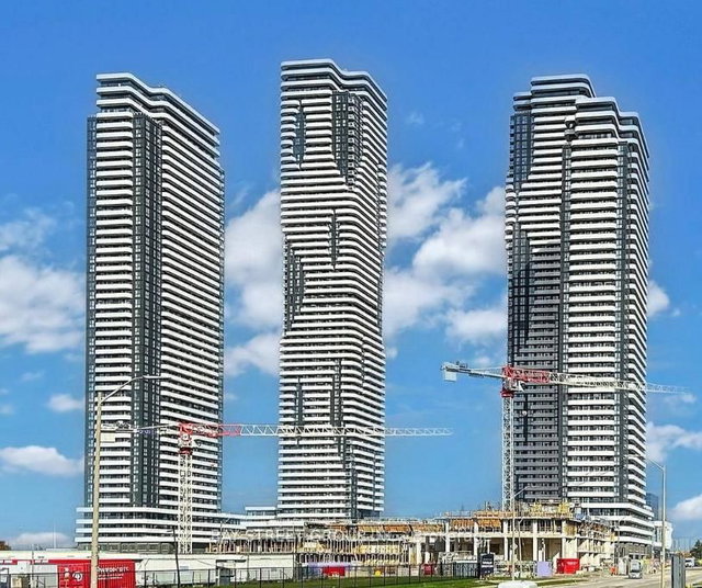 612 - 8 interchange Way