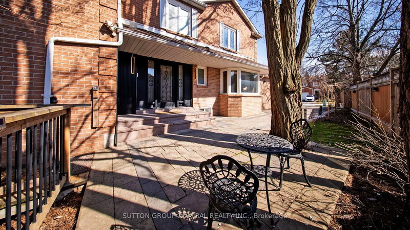 8 Colleen St, Vaughan, L4J 5H1 | Image 2
