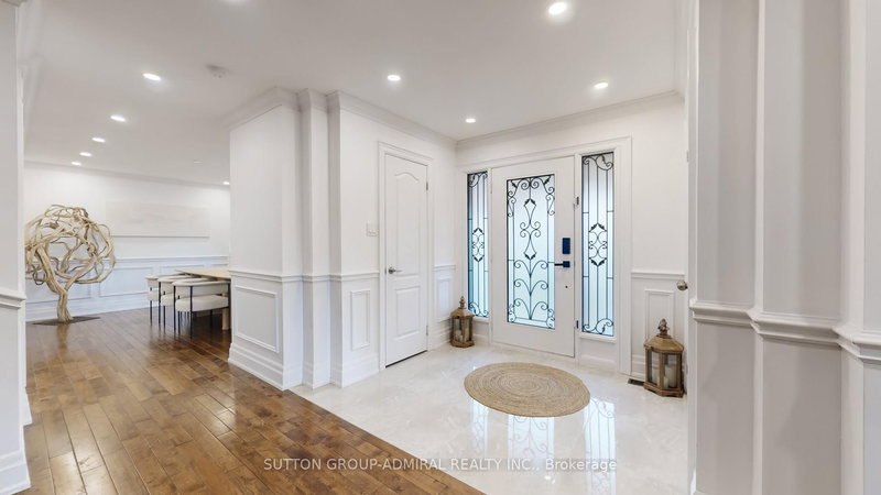 8 Colleen St, Vaughan, L4J 5H1 | Image 3