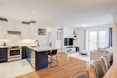 Unit 303 — 1 Verclaire Gate — photo 4