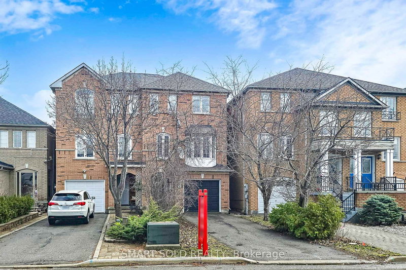 299 Yellowood Circ, Vaughan, L4J 8L8 | Image 3