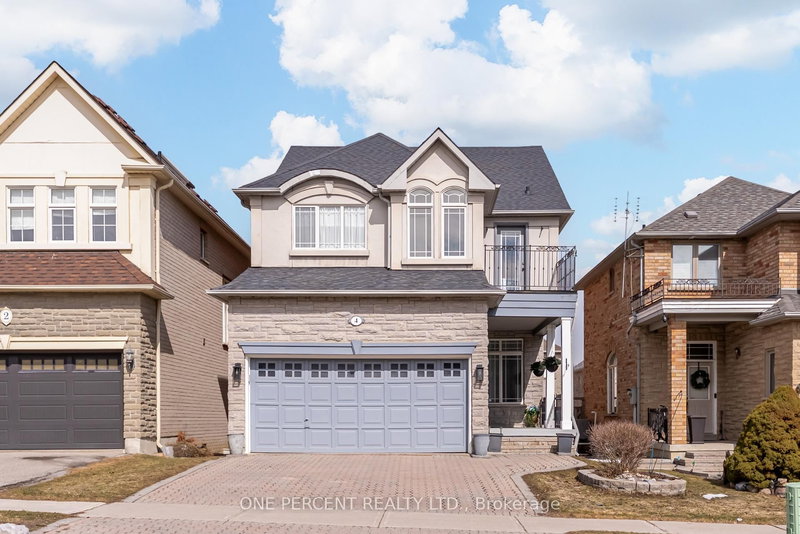 4 Copperstone Cres, Richmond Hill, Ontario