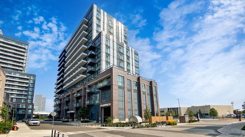 717 - 60 Honeycrisp Cres, Vaughan, L4K 5Z8 | Image 3