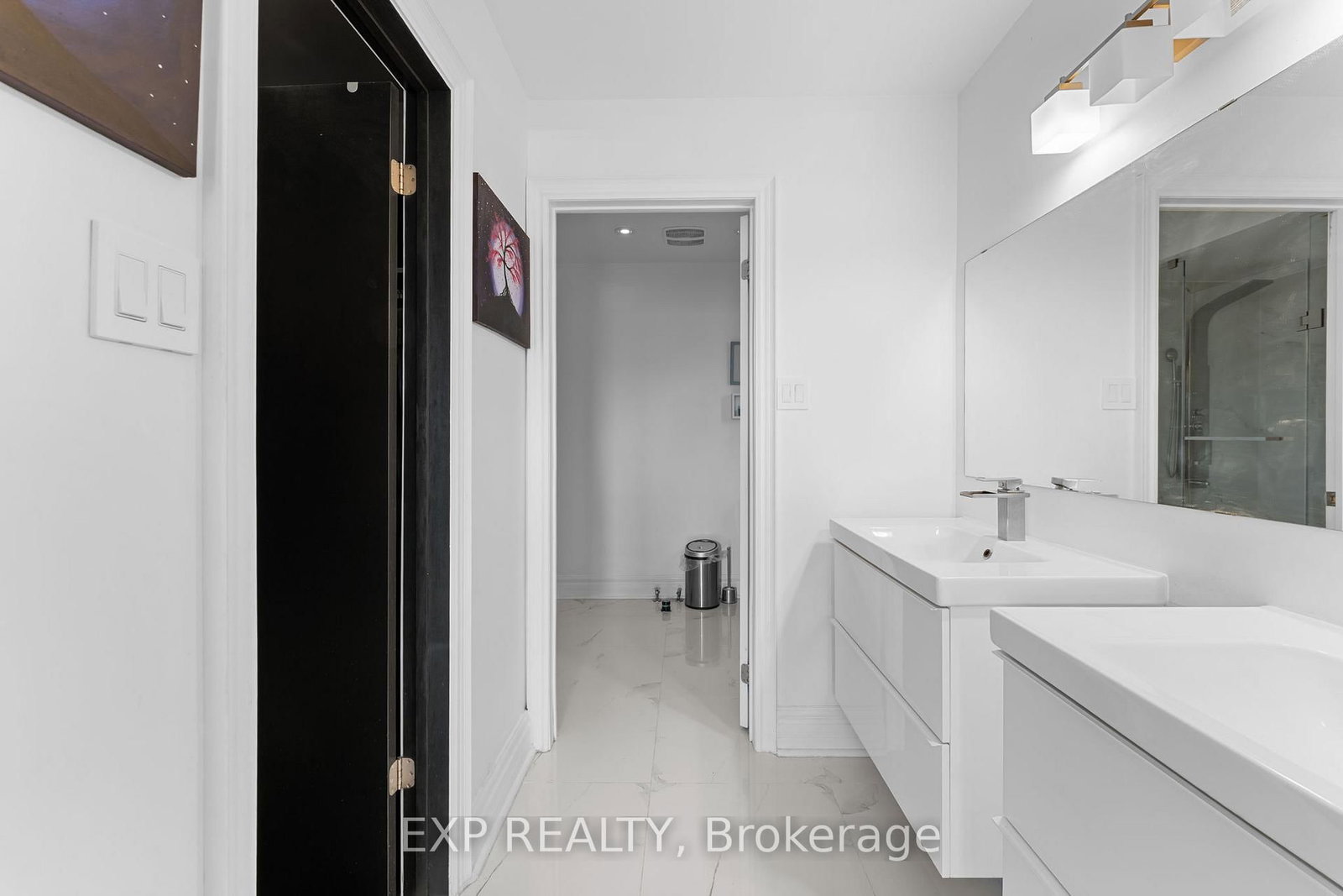 Detached House for sale at 27 Via Nova Drive, Vaughan, Ontario, L4L 7P9 - East Woodbridge - MLS: N12994250