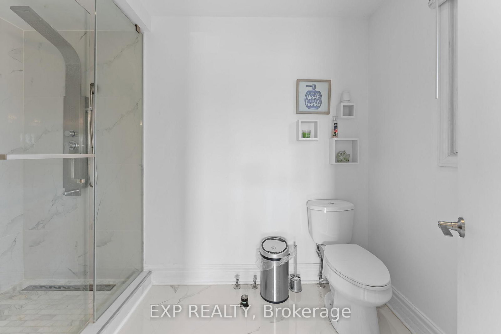 Detached House for sale at 27 Via Nova Drive, Vaughan, Ontario, L4L 7P9 - East Woodbridge - MLS: N12994250