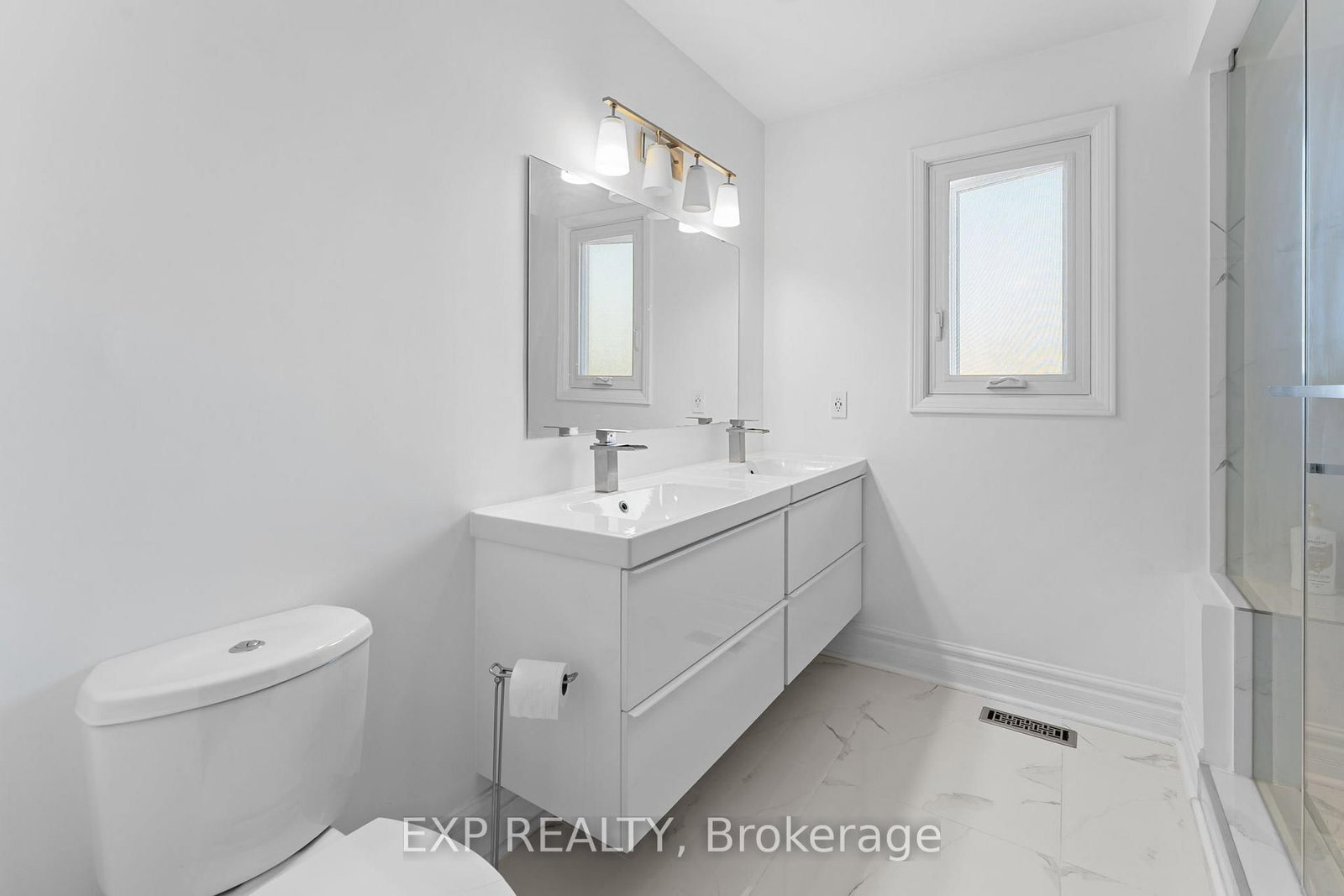 Detached House for sale at 27 Via Nova Drive, Vaughan, Ontario, L4L 7P9 - East Woodbridge - MLS: N12994250