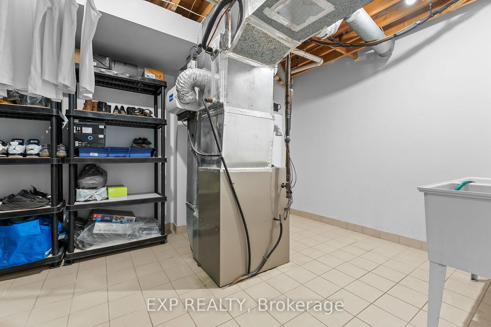 Detached House for sale at 27 Via Nova Drive, Vaughan, Ontario, L4L 7P9 - East Woodbridge - MLS: N12994250