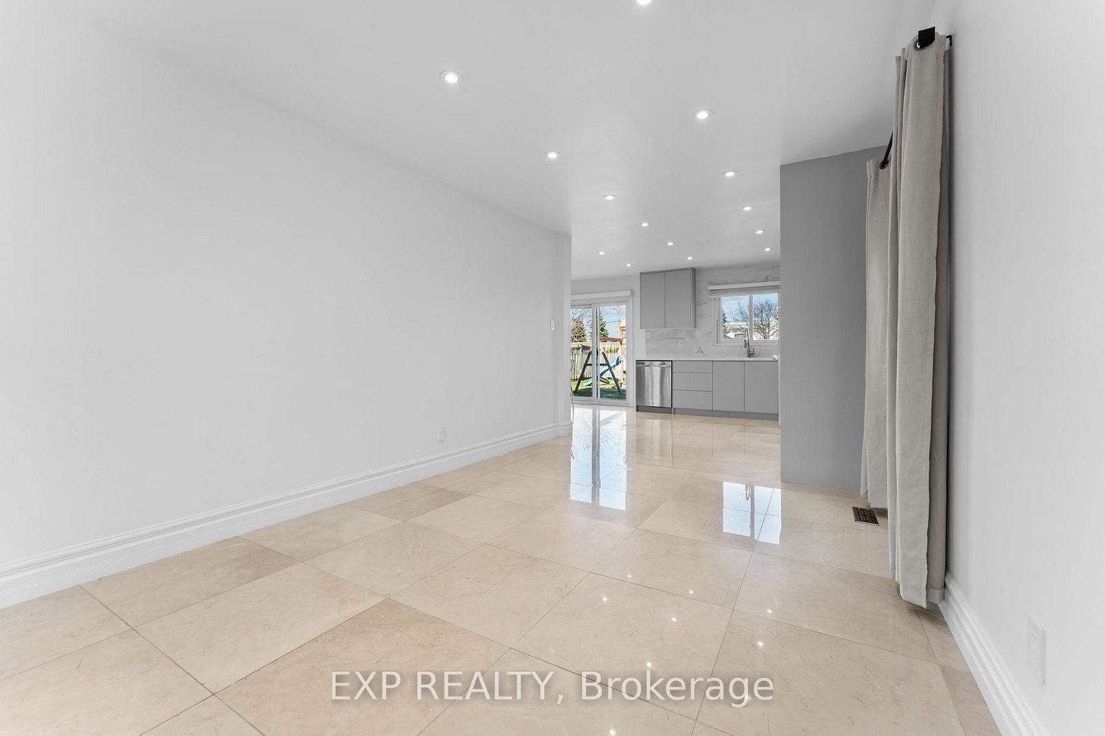 Detached House for sale at 27 Via Nova Drive, Vaughan, Ontario, L4L 7P9 - East Woodbridge - MLS: N12994250