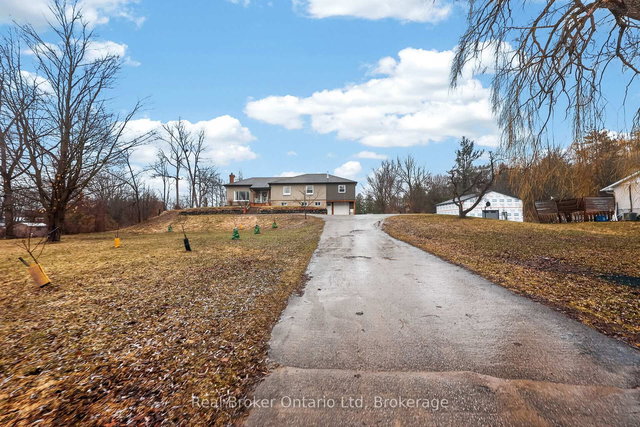 1720 Cameron Street W