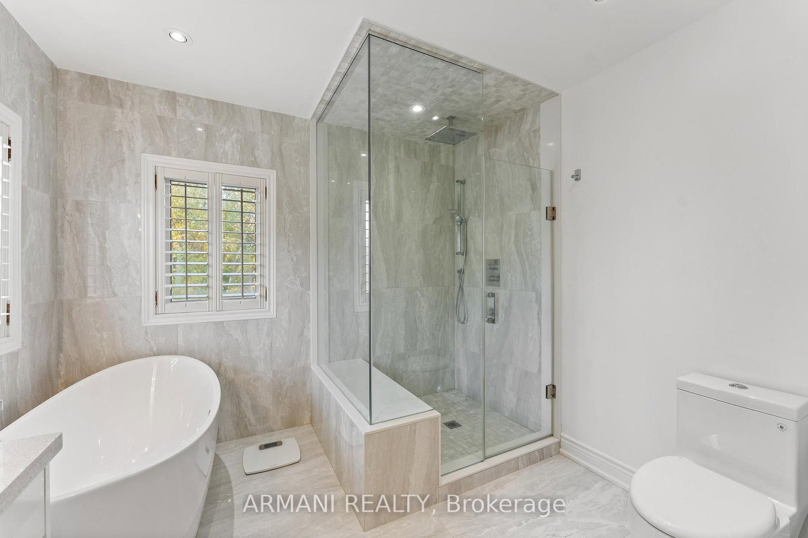 Detached House for sale at 42 St Michele Place, Vaughan, Ontario, L4H 2H8 - Islington Woods - MLS: N12994356