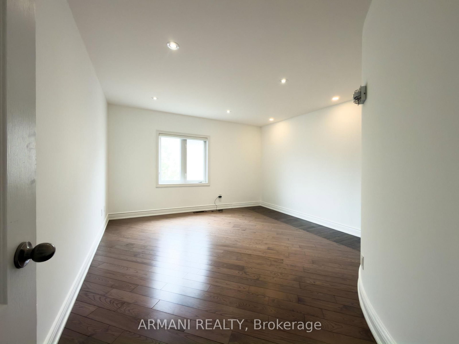 Detached House for sale at 42 St Michele Place, Vaughan, Ontario, L4H 2H8 - Islington Woods - MLS: N12994356