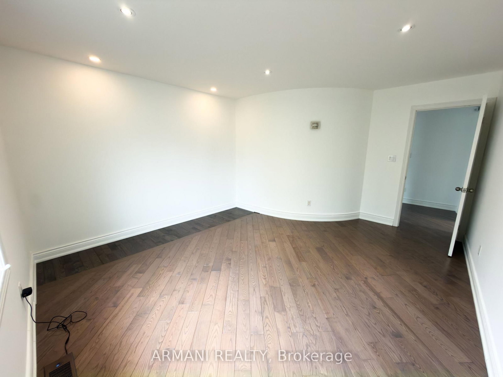 Detached House for sale at 42 St Michele Place, Vaughan, Ontario, L4H 2H8 - Islington Woods - MLS: N12994356