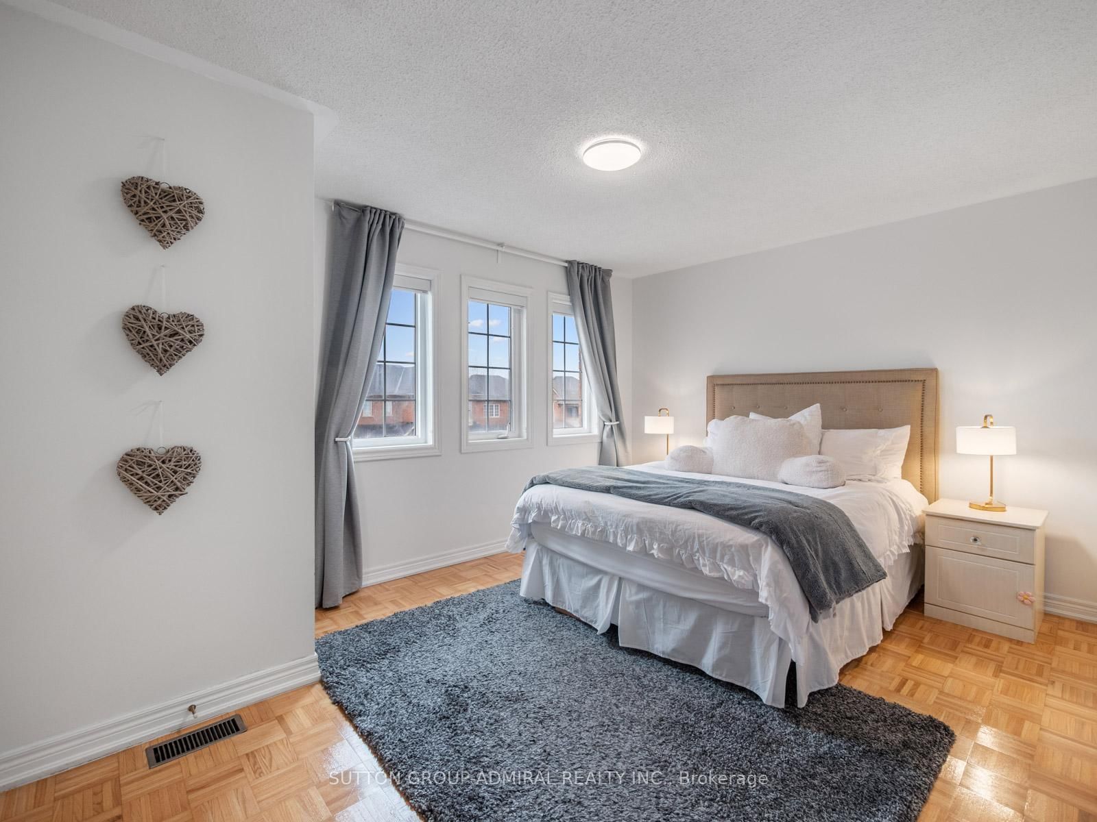 Detached House for sale at 45 Chardonnay Drive, Vaughan, Ontario, L4J 8R8 - Patterson - MLS: N12994402