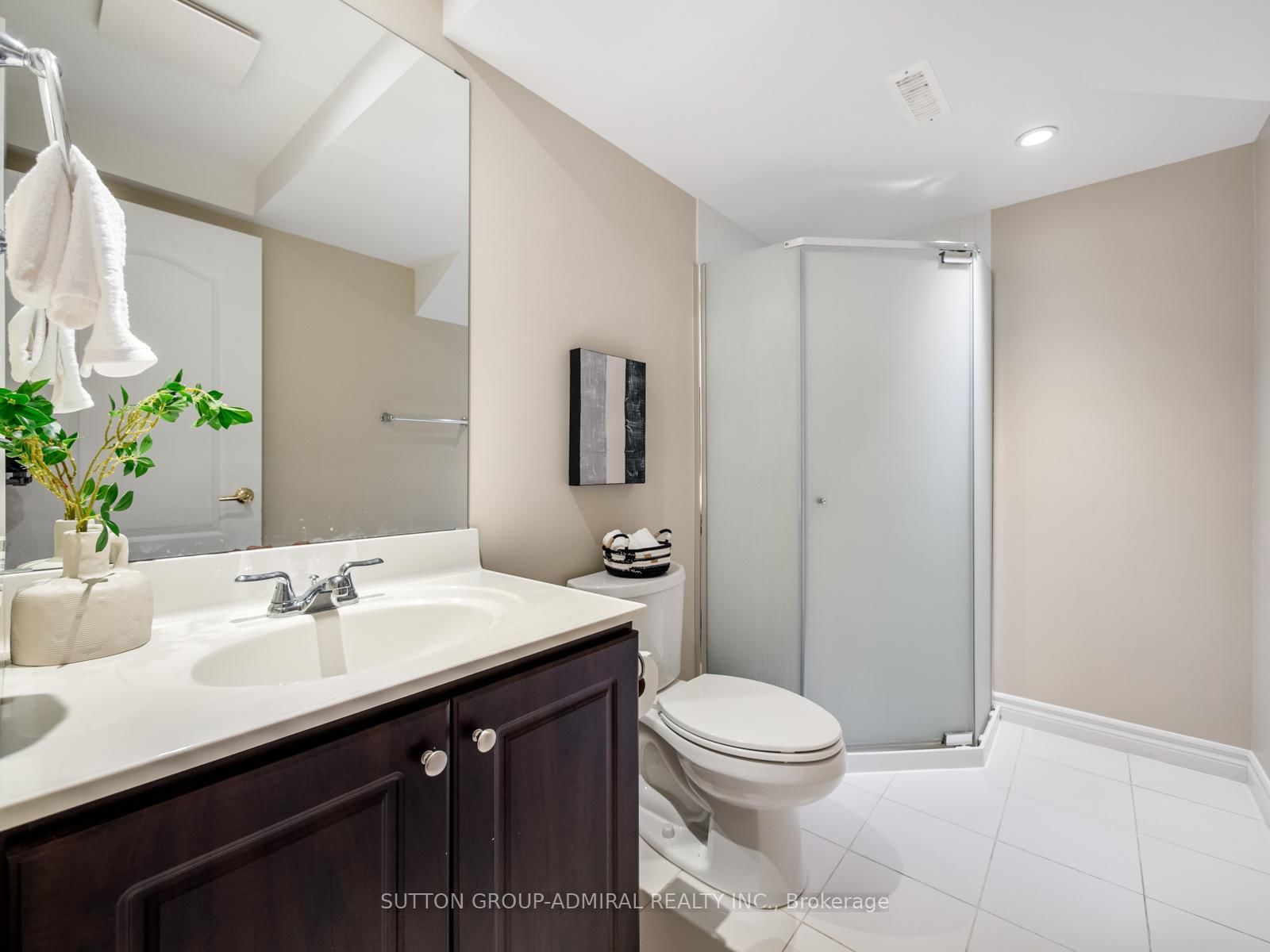 Detached House for sale at 45 Chardonnay Drive, Vaughan, Ontario, L4J 8R8 - Patterson - MLS: N12994402