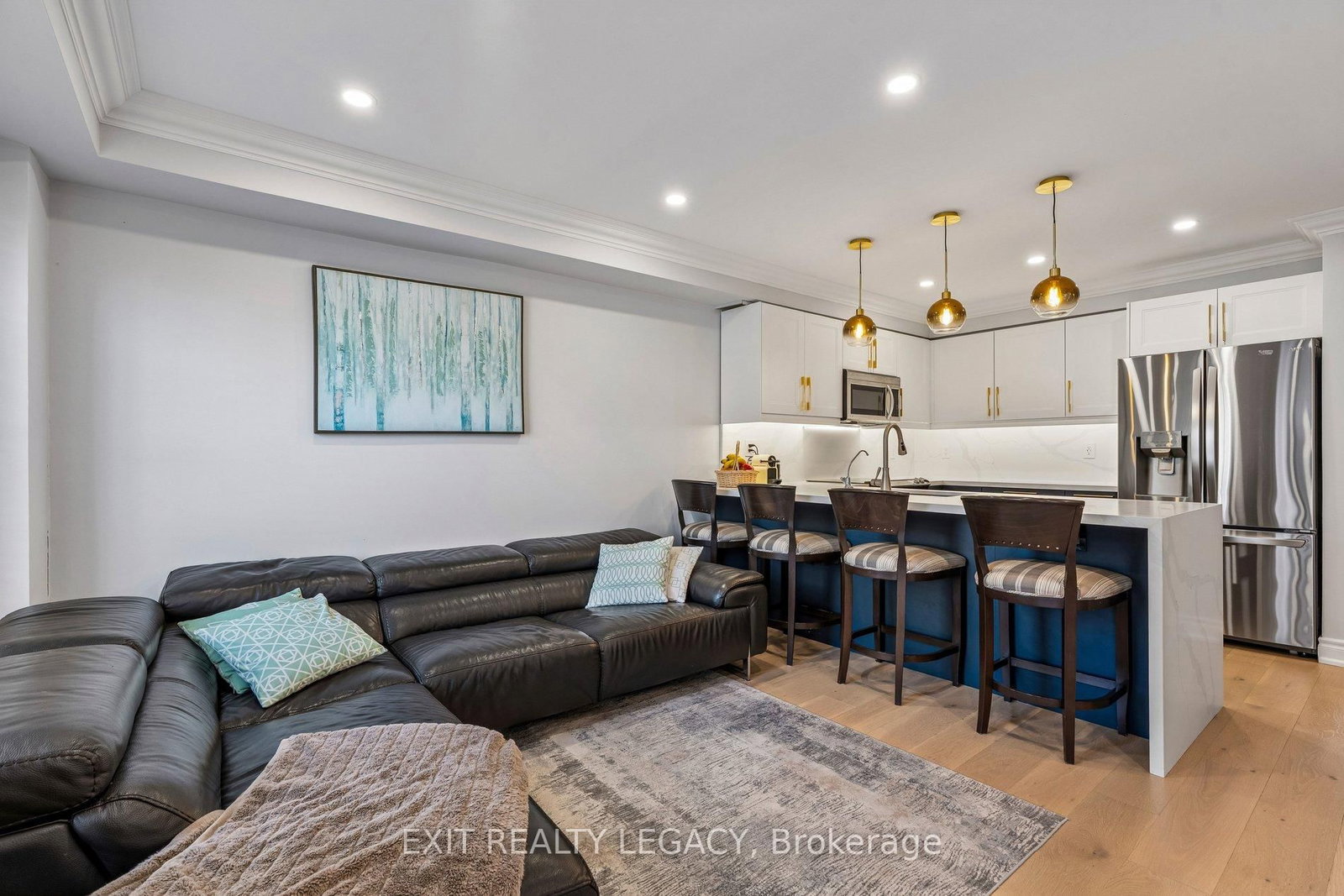 Townhouse for sale at 20 Lucena Crescent, Vaughan, Ontario, L6A 2W6 - Maple - MLS: N12994412