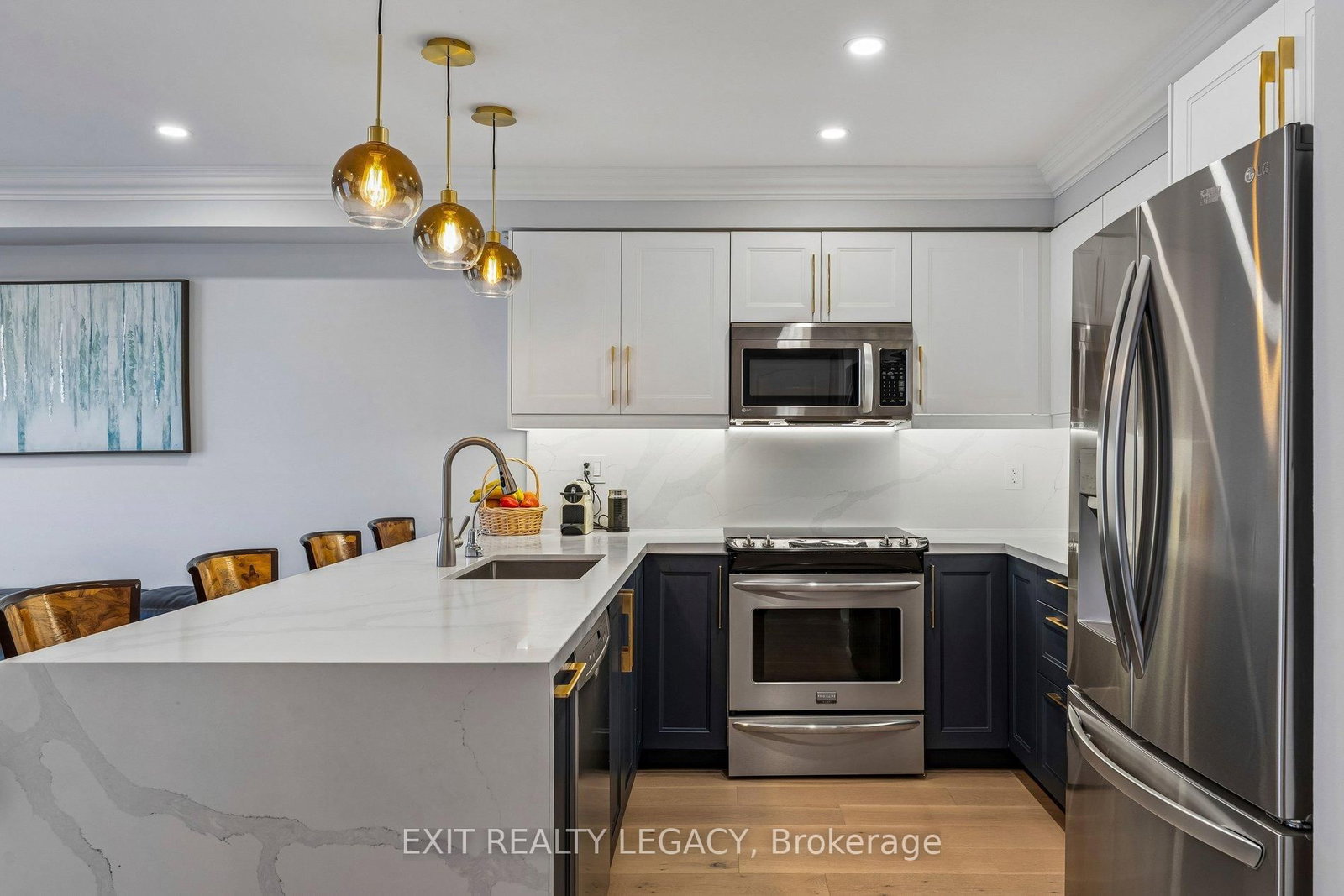 Townhouse for sale at 20 Lucena Crescent, Vaughan, Ontario, L6A 2W6 - Maple - MLS: N12994412