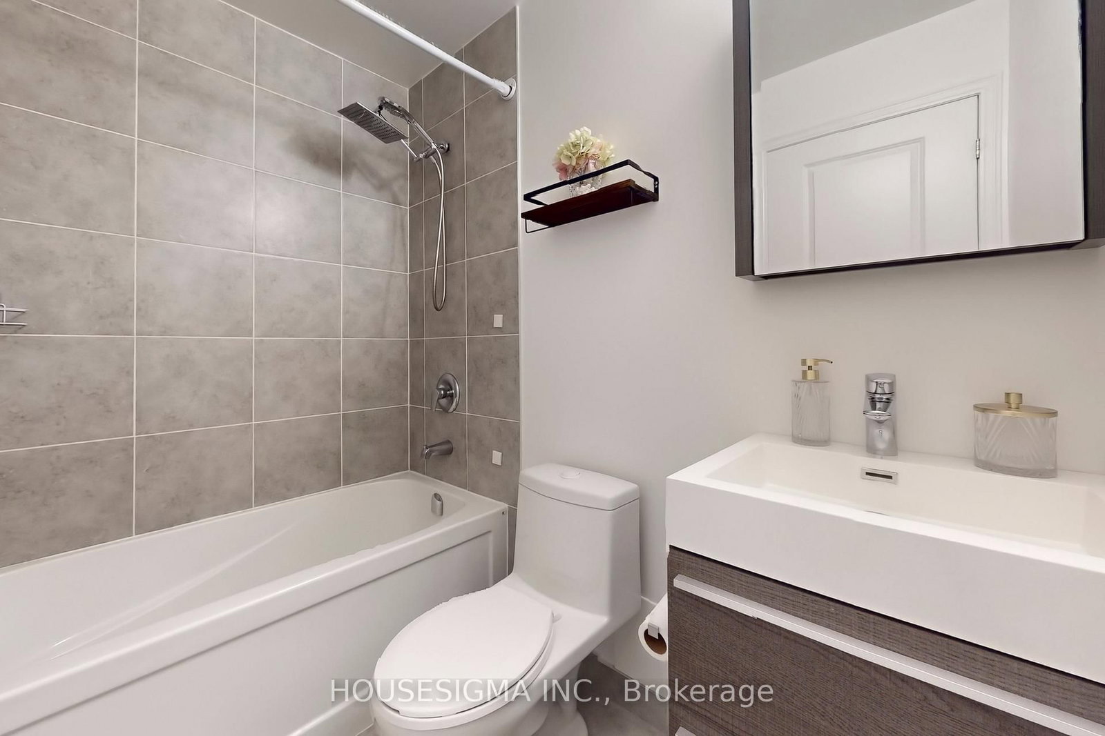18 Rouge Valley Drive, Unit 101 - Photo 23