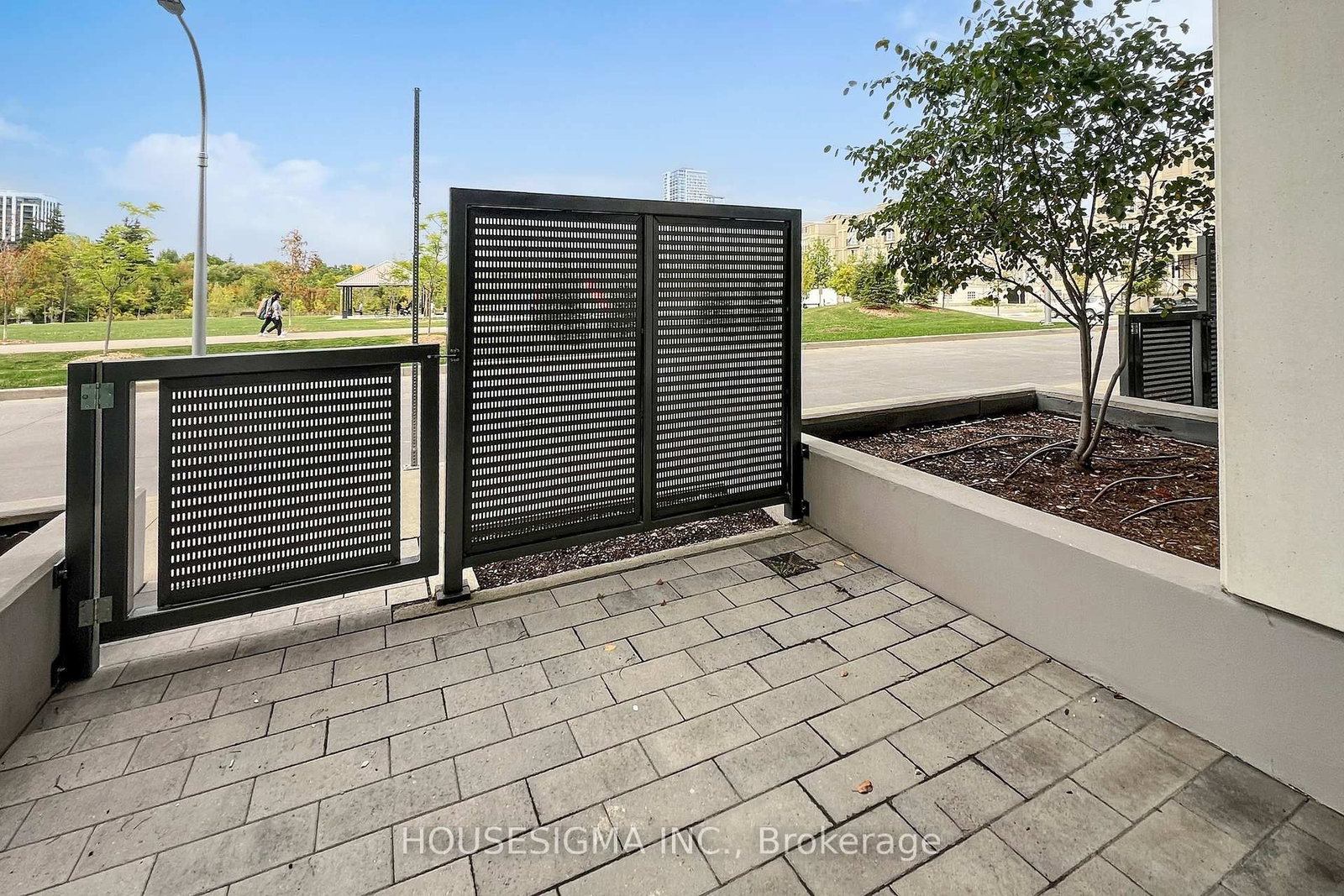 18 Rouge Valley Drive, Unit 101 - Photo 31