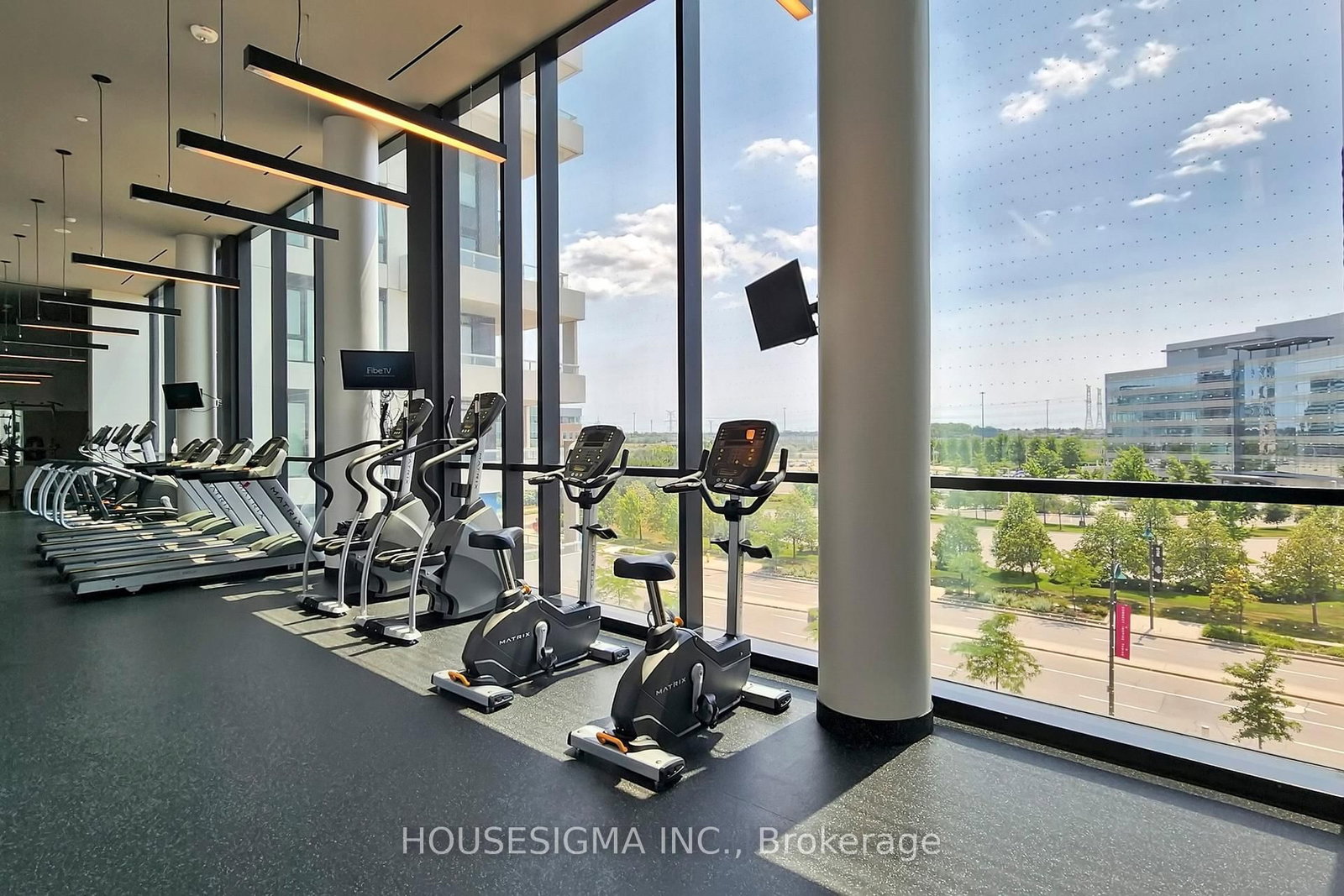 18 Rouge Valley Drive, Unit 101 - Photo 32